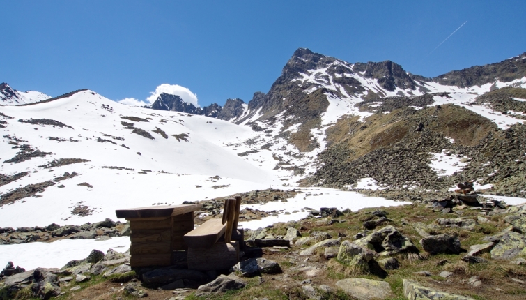 Dank Riedmann Sepp dem Konsul der Königreich Putan ( Spender von Tisch und Bänken) ein gemütliches Rastplatzl am Weg zum Rinnensee.