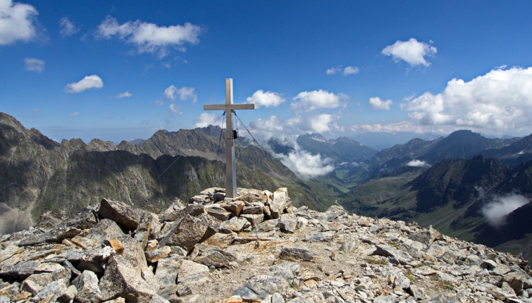 Am Gipfel das Aperen Turm 2984m
