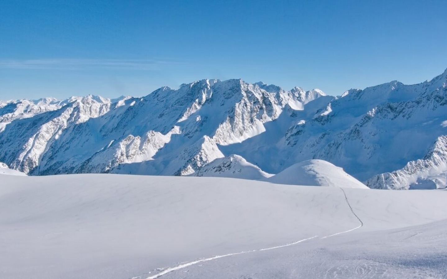 Snowpack investigation in the Hinterbergl! Berglasferner, Berglas crossing!
You can find the results on the avalanche warning service's website!