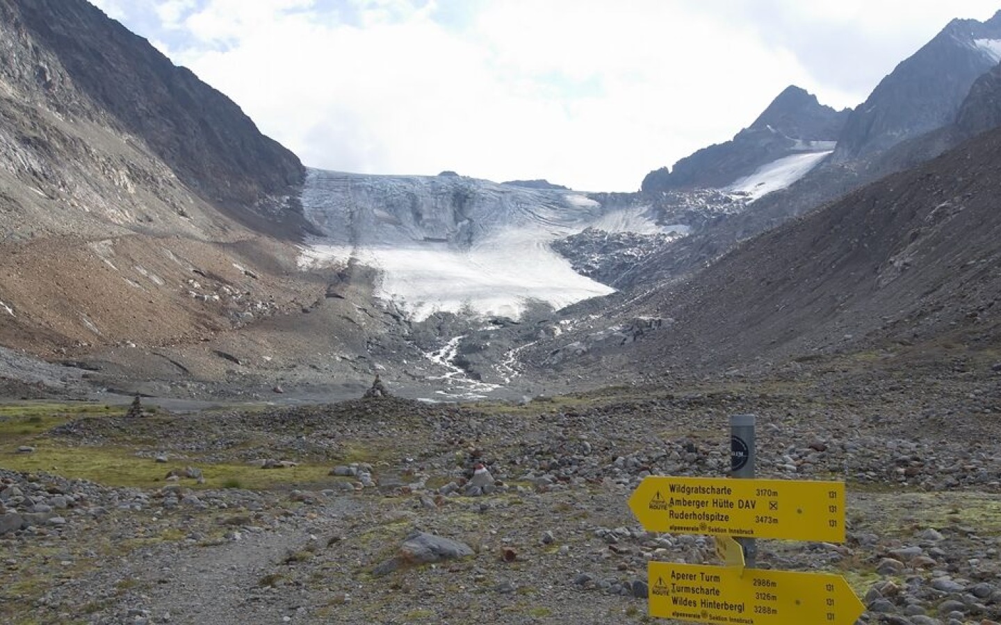 After the flood / rockfall