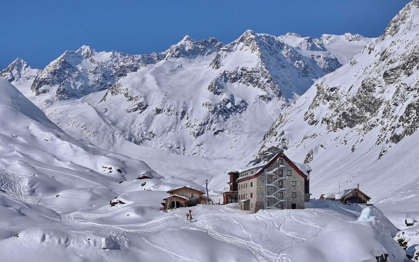 Nach dem ergiebigen Neuschneezuwachs gute Tourenbedingungen!